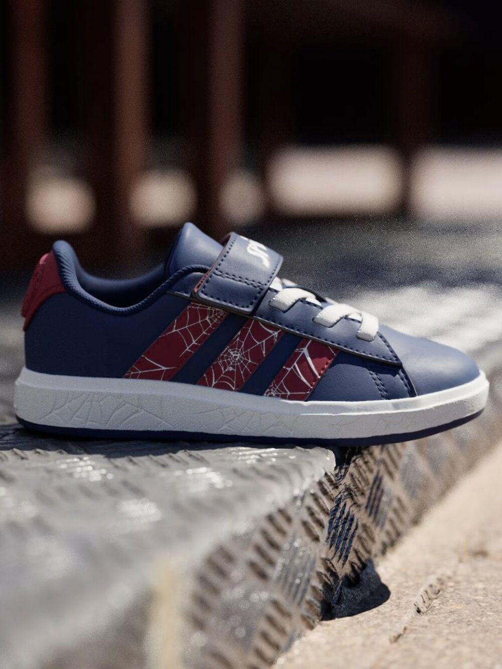Adidas Marvel Spider-Man Grand Court Shoes Kids Size 1.5, 2 &3 (New)